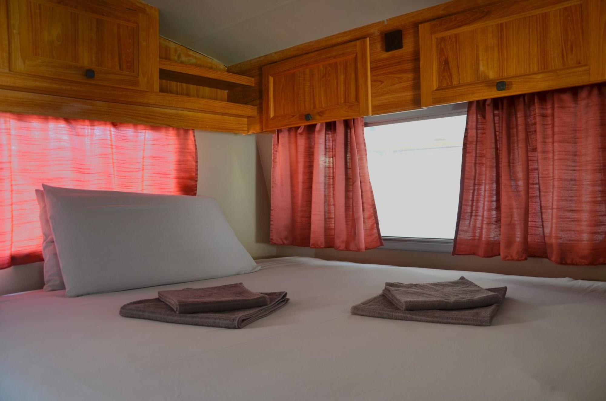 Camping Italia 90 Caravans Domaso Ngoại thất bức ảnh