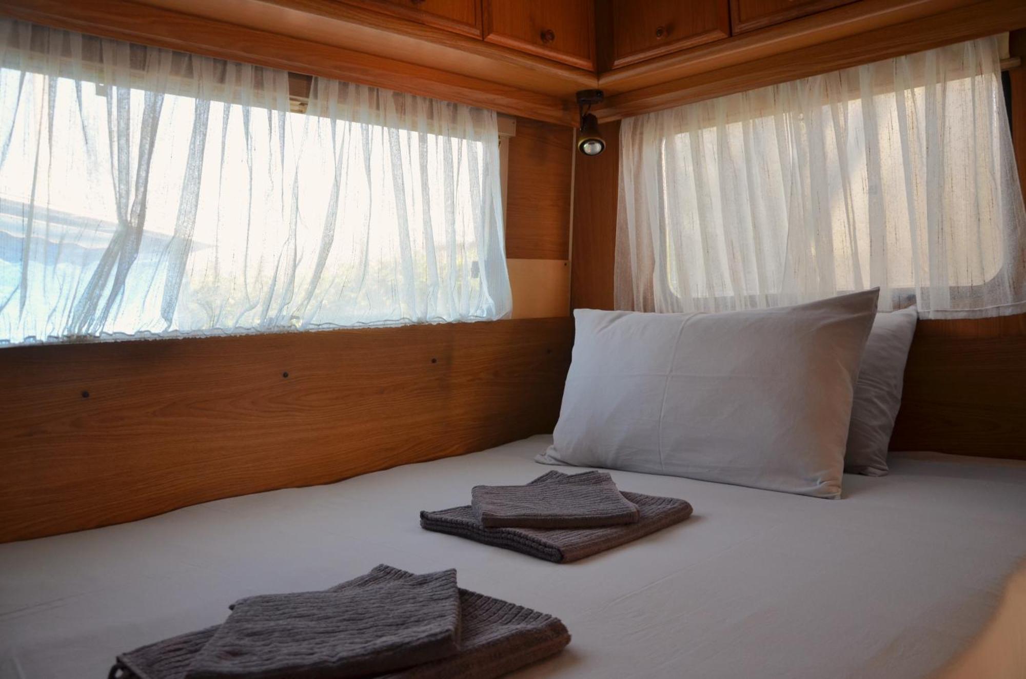 Camping Italia 90 Caravans Domaso Ngoại thất bức ảnh
